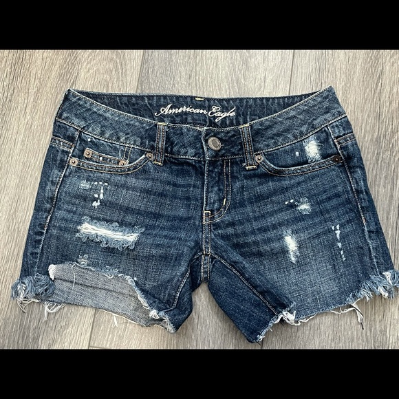 American Eagle shorts - Picture 1 of 3